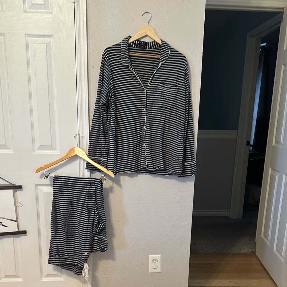 J. Crew Dreamy cotton-blend pajama pant set in navy and white stripe - Picture 3 of 4